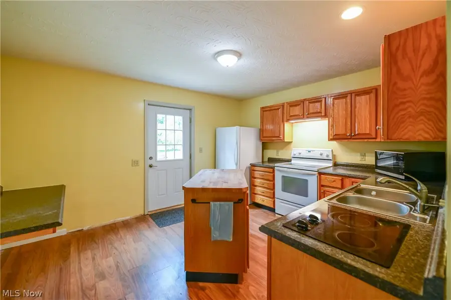 14 Connett Road, The Plains, OH 45780 - #2