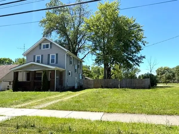 1919 Parkman Nw Road, Warren, OH 44485