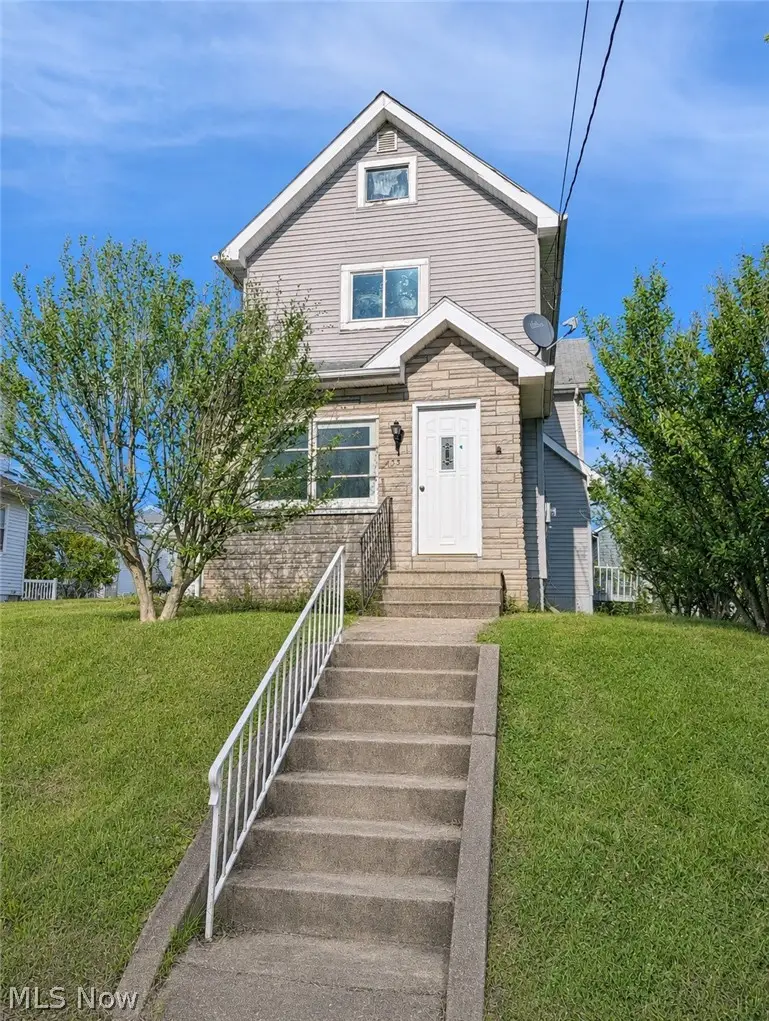 33 Hyde Avenue, Niles, OH 44446 - #1