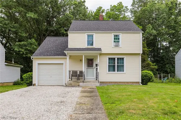 748 Cedar Avenue, Ravenna, OH 44266
