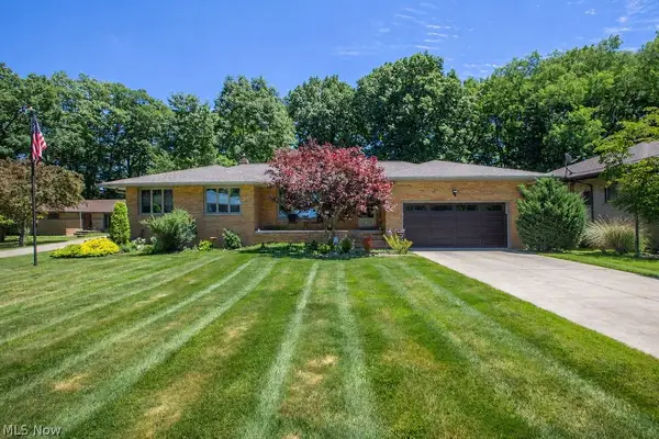 7165 Glencairn Drive, Parma, OH 44134