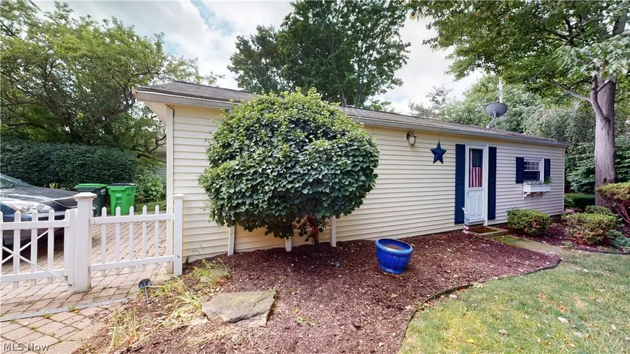 2182 Buena Vista Drive, Wickliffe, OH 44092 - #3