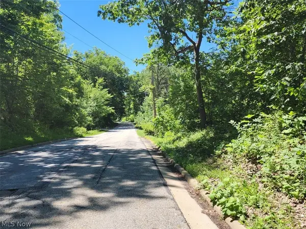 9610 Robinson Road, Chardon, OH 44024