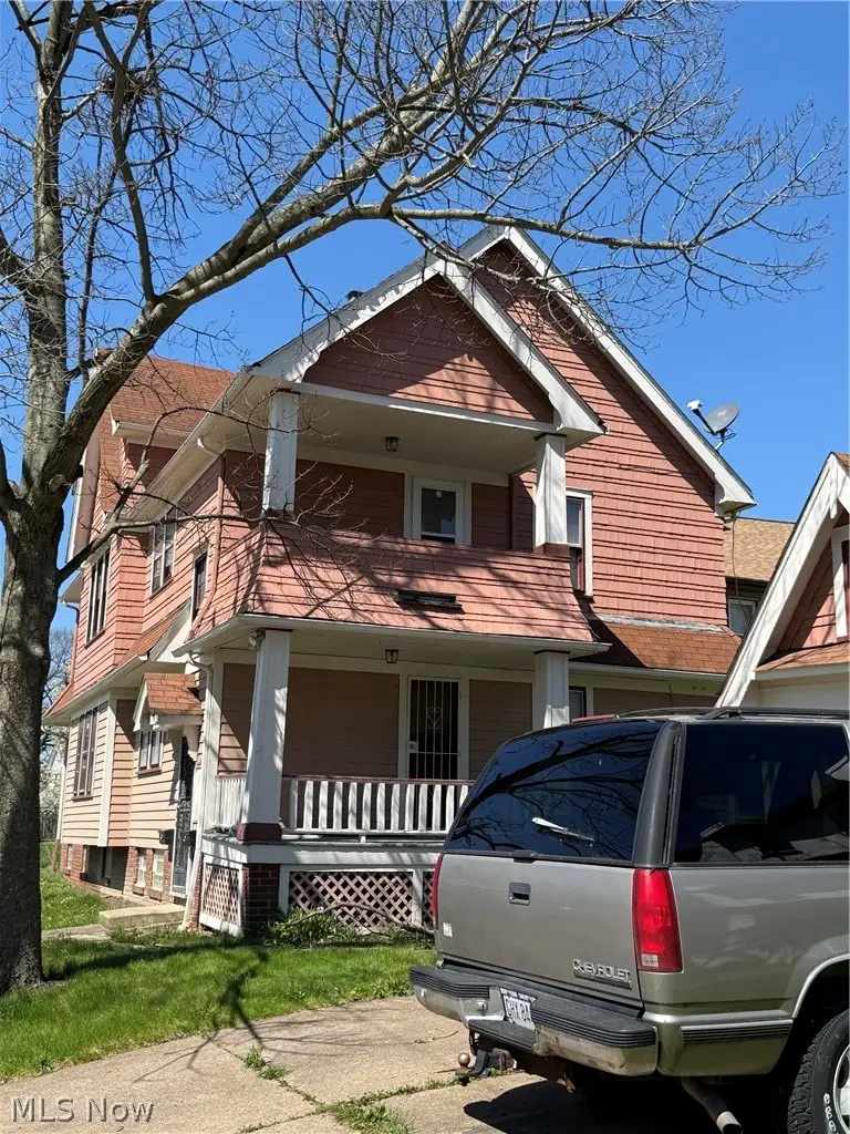 4515 E 126th Street, Garfield Heights, OH 44105 - #2
