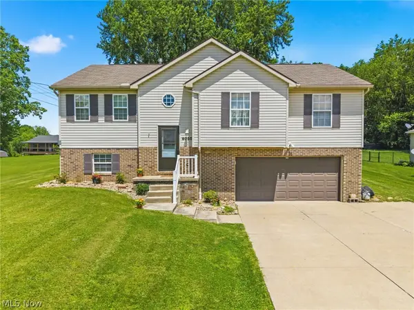 6055 Apple Street, Louisville, OH 44641