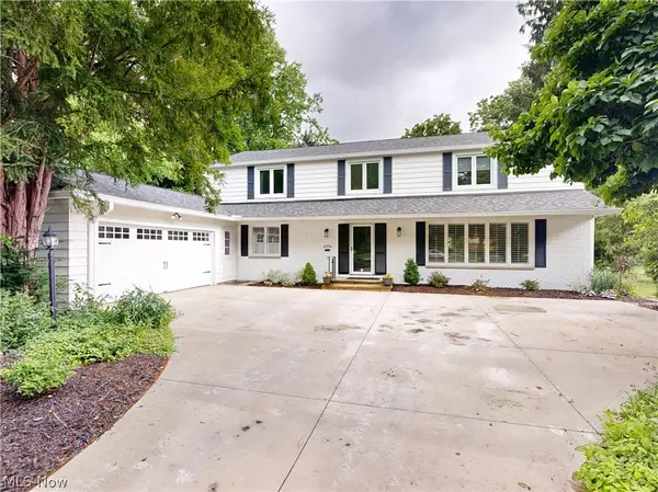 21522 S Woodland Road, Shaker Heights, OH 44122
