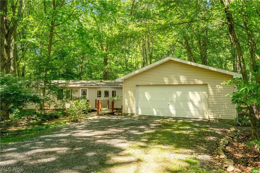 121 Skeleton Nw Road, Dellroy, OH 44620 - #2