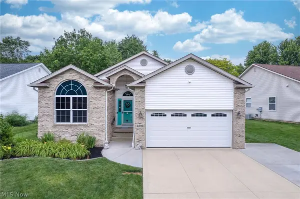 3293 Bath Heights Drive, Cuyahoga Falls, OH 44223