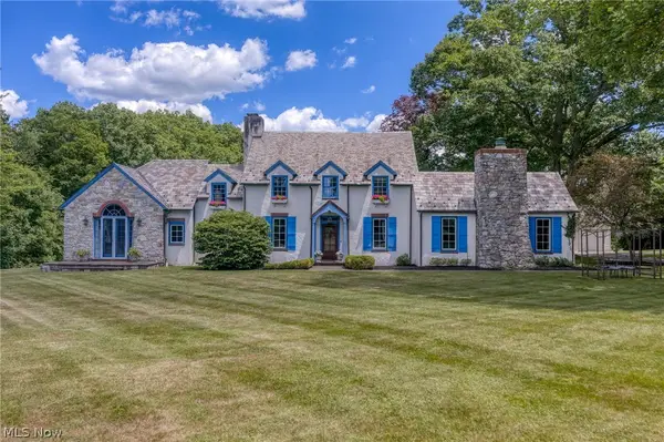 5227 Som Center Road, Solon, OH 44139