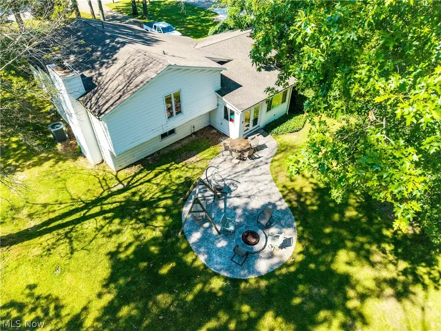 820 Lincoln Street, Amherst, OH 44001 - #2