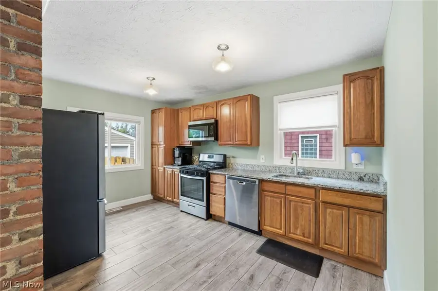 3478 Raymont Boulevard, University Heights, OH 44118 - #3