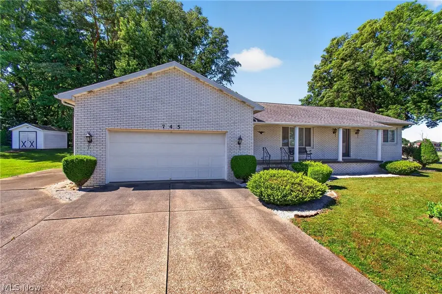 745 Concord Nw Street, Massillon, OH 44646 - #2
