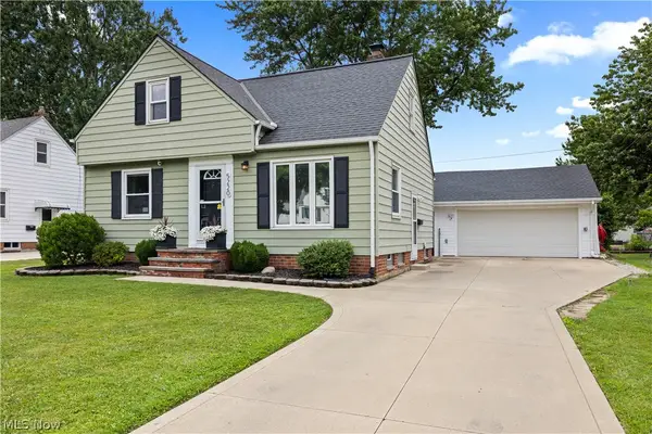 5220 Nan Linn Drive, Willoughby, OH 44094