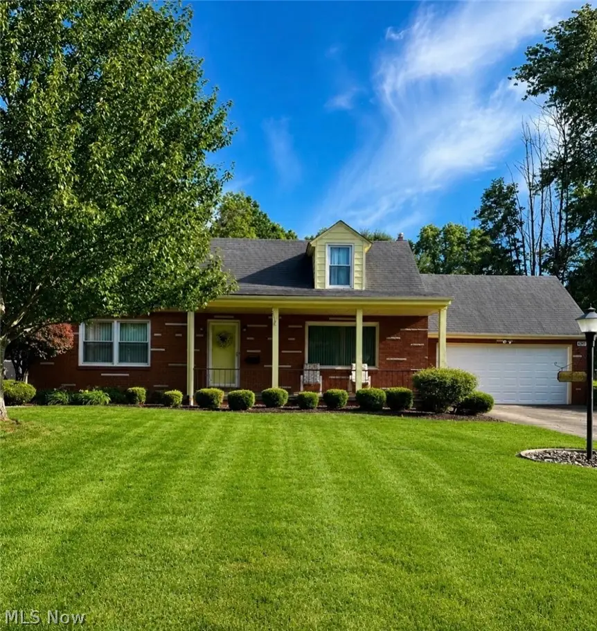 4345 Woodleigh Lane, Youngstown, OH 44511 - #1