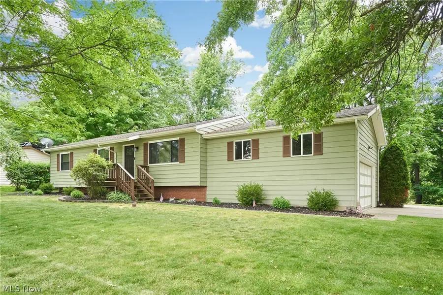 2808 Lynne Road, Green, OH 44312 - #2