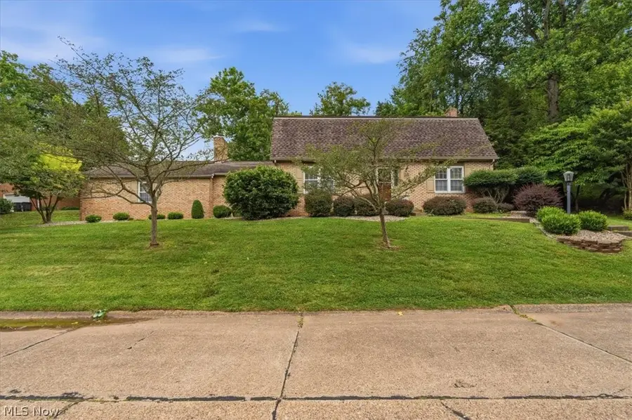 27 Ashwood Place, Vienna, WV 26105 - #2