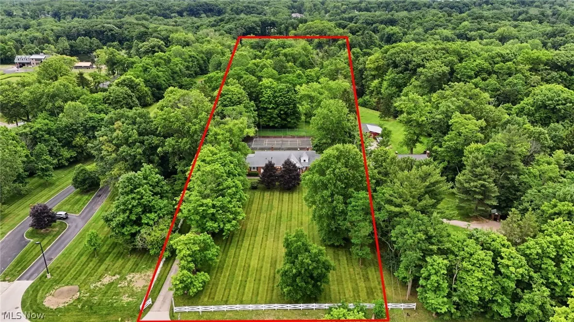 6975 Columbia Road, Olmsted Falls, OH 44138 - #1