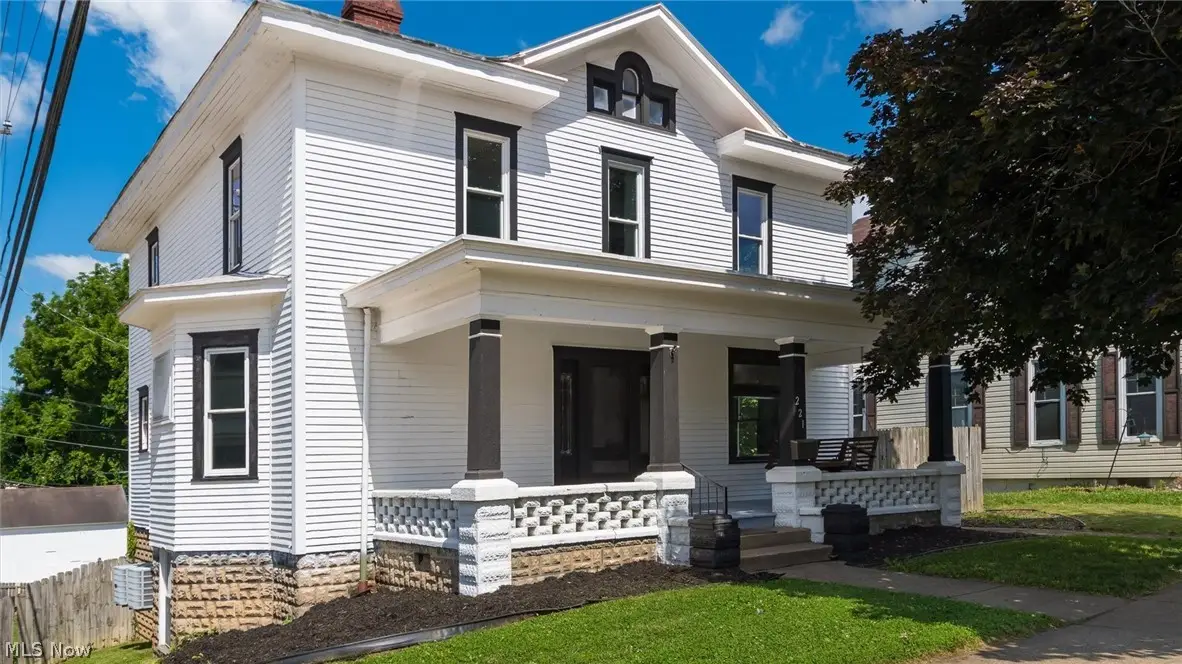 221 N 9th Street, Cambridge, OH 43725 - #1