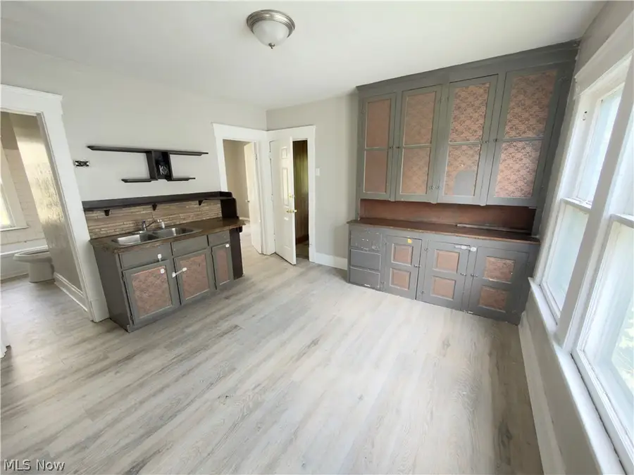 4101 E 64th Street, Cleveland, OH 44105 - #3