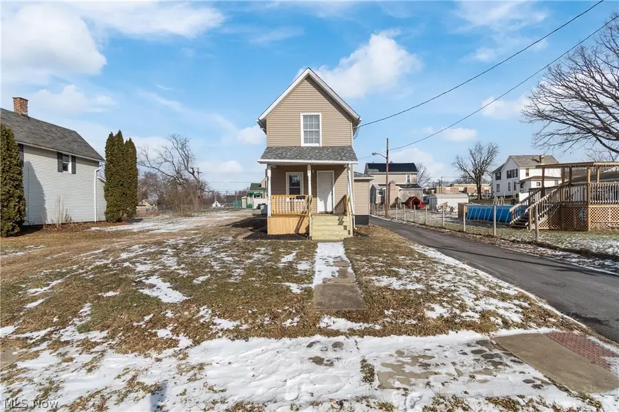 1747 5th Se Street, Canton, OH 44707 - #2