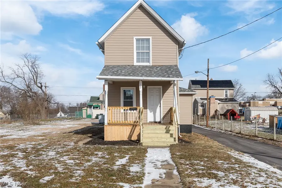 1747 5th Se Street, Canton, OH 44707 - #3