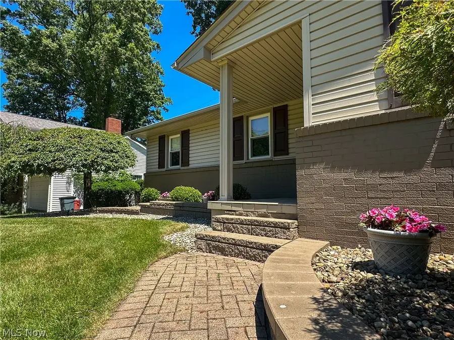 429 Bonnie Brae Avenue, Niles, OH 44446 - #2
