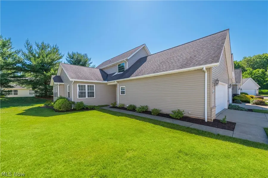 8845 Ashlyn Court, Olmsted Falls, OH 44138 - #2