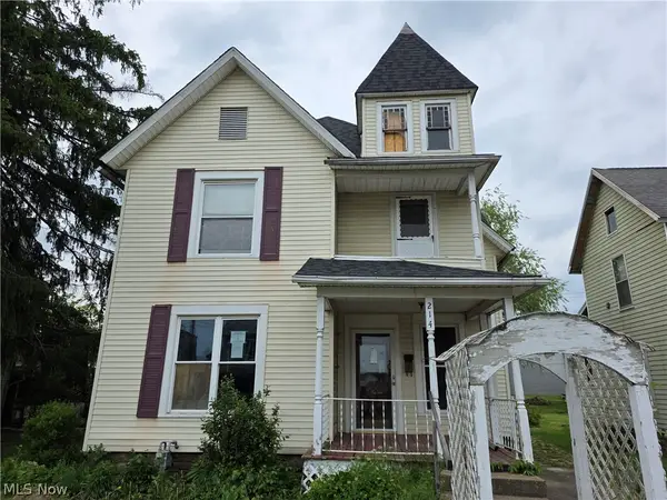 214 W Church Street, Newcomerstown, OH 43832