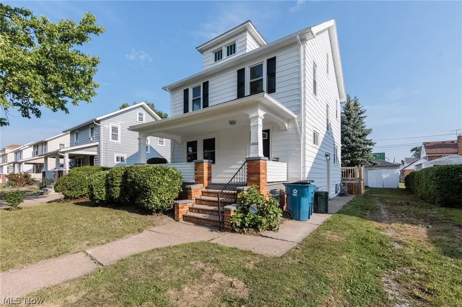 2233 E 33rd Street, Lorain, OH 44055 - #2