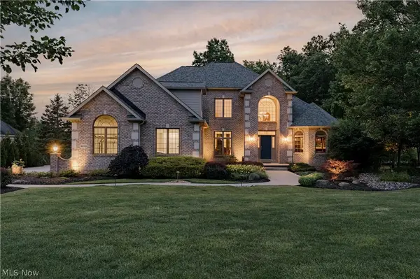 4013 Meadowvale Court, Akron, OH 44333