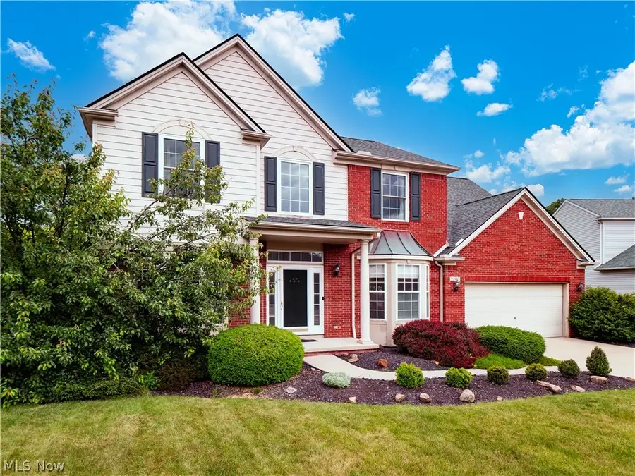 9205 King Court, Olmsted, OH 44138 - #2