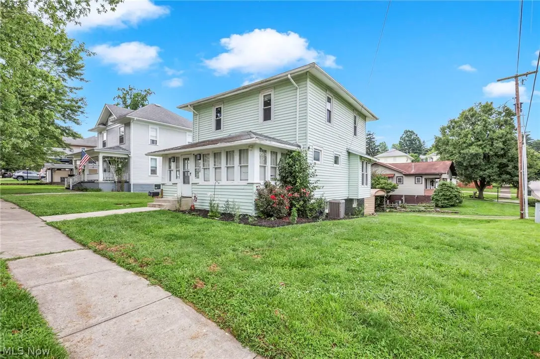 702 16th Street, Cambridge, OH 43725 - #1