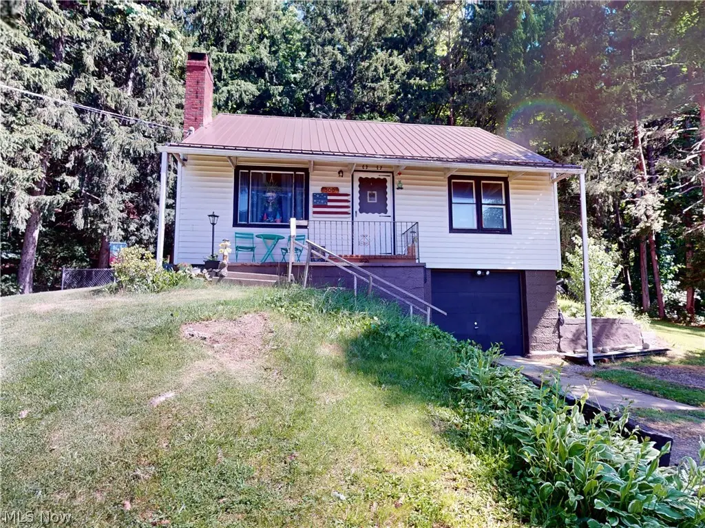 500 Pennock Street, Minerva, OH 44657 - #1