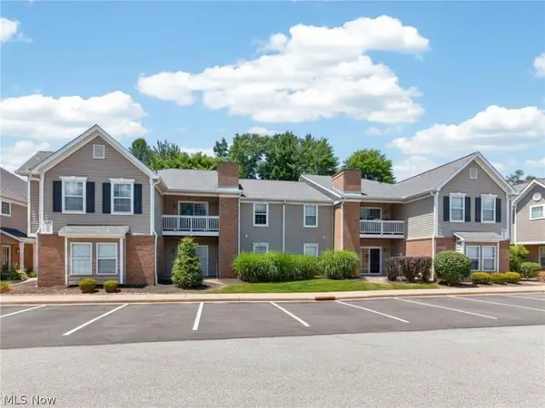 3324 Lenox Village Drive #222, Fairlawn, OH 44333
