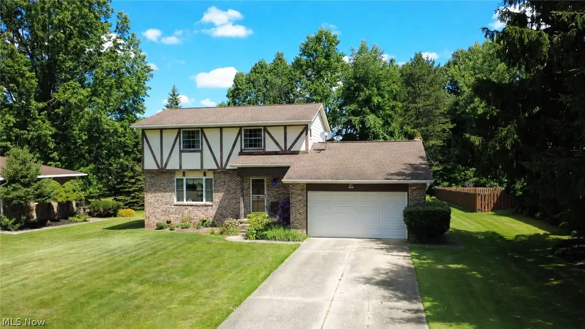 8893 White Oak Drive, Twinsburg, OH 44087 - #1
