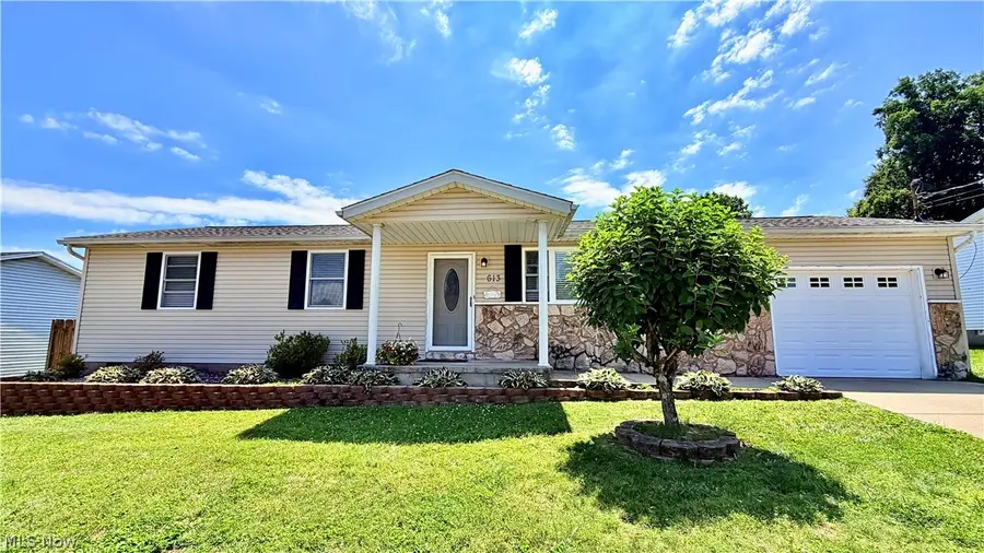 613 Mckenna Drive, Williamstown, WV 26187 - #2