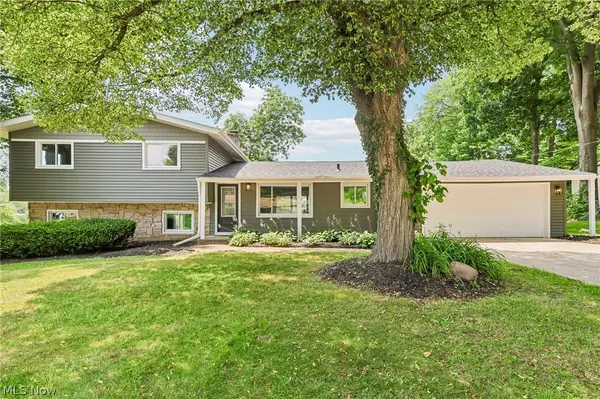 3312 Bancroft Road, Fairlawn, OH 44333