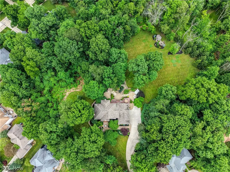 17504 Willow Wood Drive, Strongsville, OH 44136 - #3