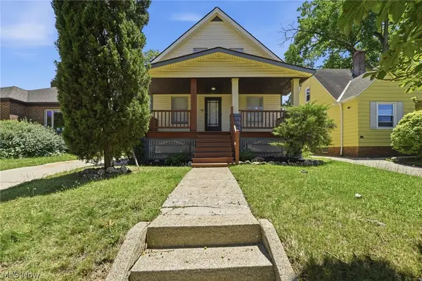 2703 Fortune Avenue, Parma, OH 44134