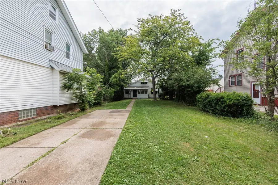 4313 W 52nd Street, Cleveland, OH 44144 - #3
