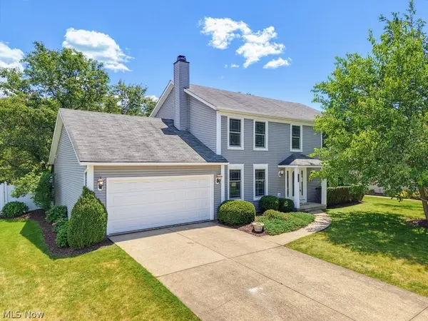 18925 Stony Point Drive, Strongsville, OH 44136