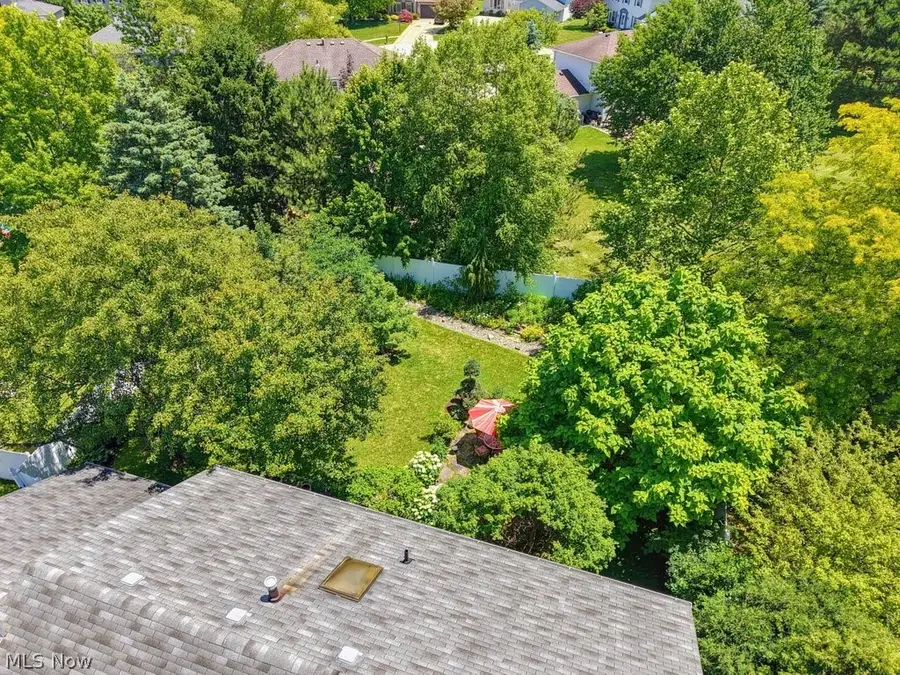 18925 Stony Point Drive, Strongsville, OH 44136 - #3