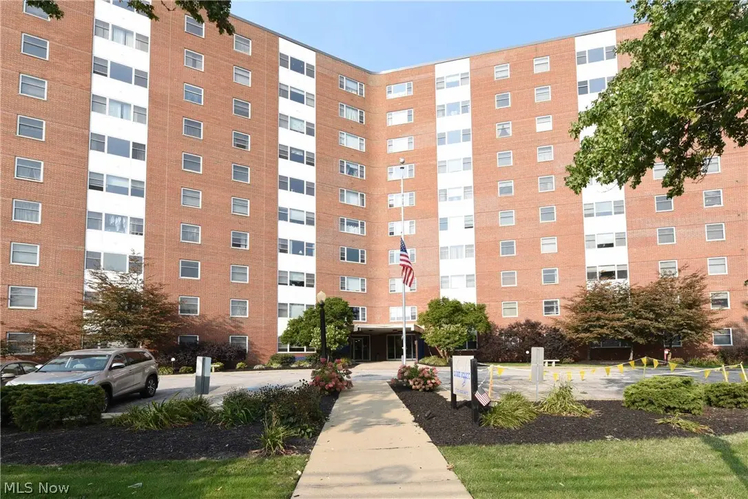 11850 Edgewater Drive #619, Lakewood, OH 44107 - #1
