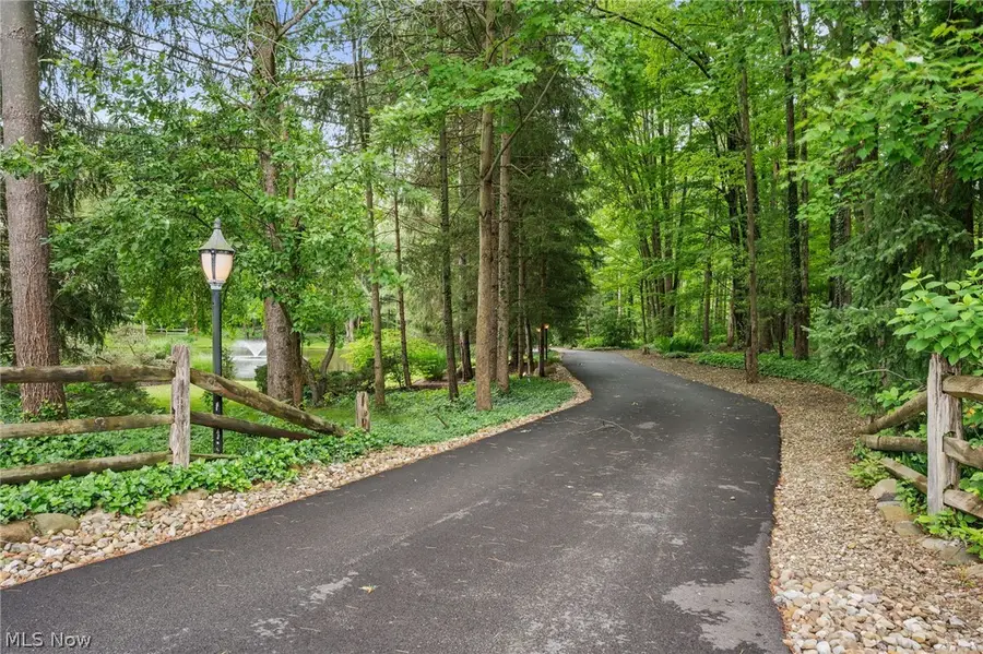 38500 Chagrin Boulevard, Moreland Hills, OH 44022 - #3