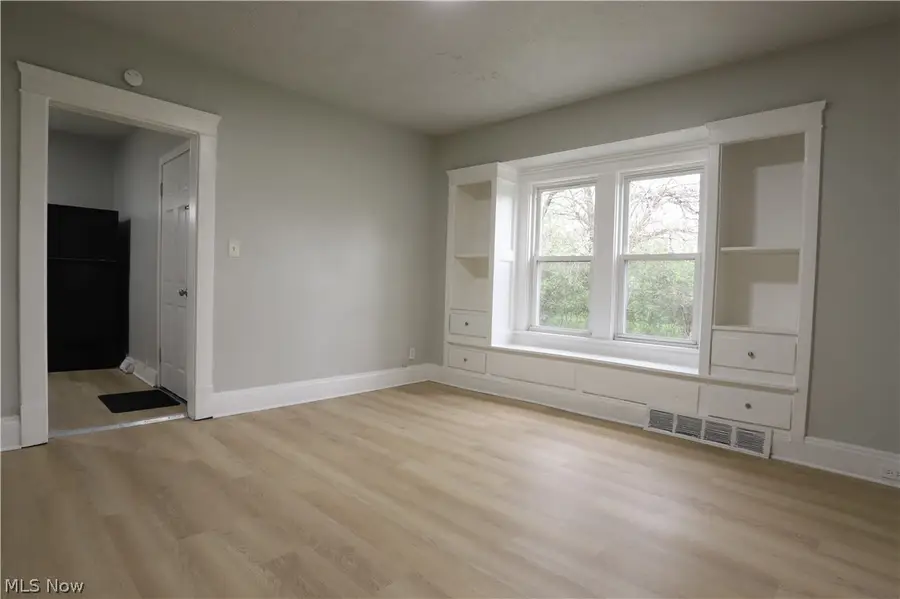 3598 E 149th Street, Cleveland, OH 44120 - #2