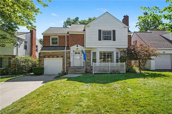 2171 S Belvoir Boulevard, University Heights, OH 44118