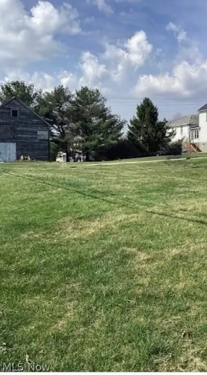 N Philadelphia Rear, Freeport, OH 43973