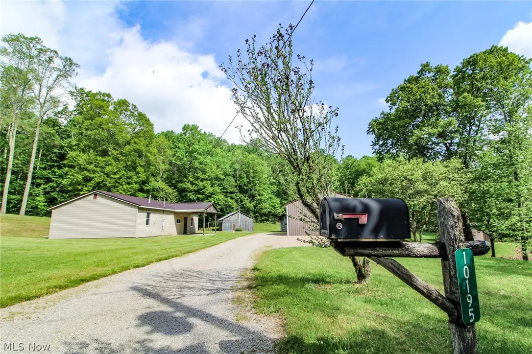 10195 Goosecreek Road, Roseville, OH 43777 - #1