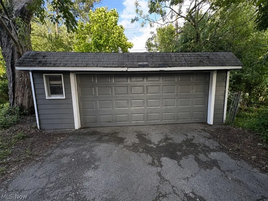 3333 E 146th Street, Cleveland, OH 44120 - #3