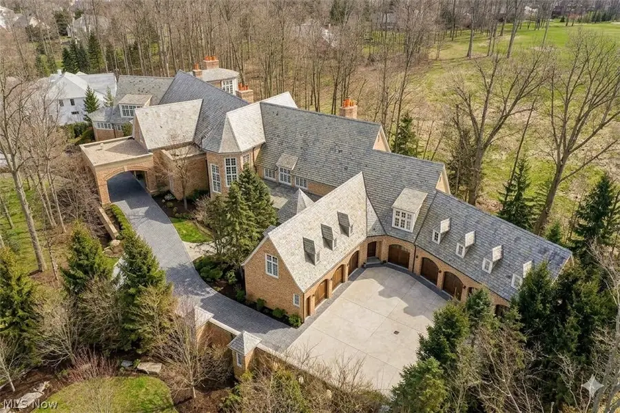 545 Bristol Drive, Aurora, OH 44202 - #3